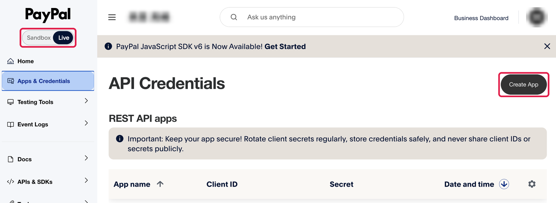 API Credentialsの画面。LiveとCreate Appに赤枠
